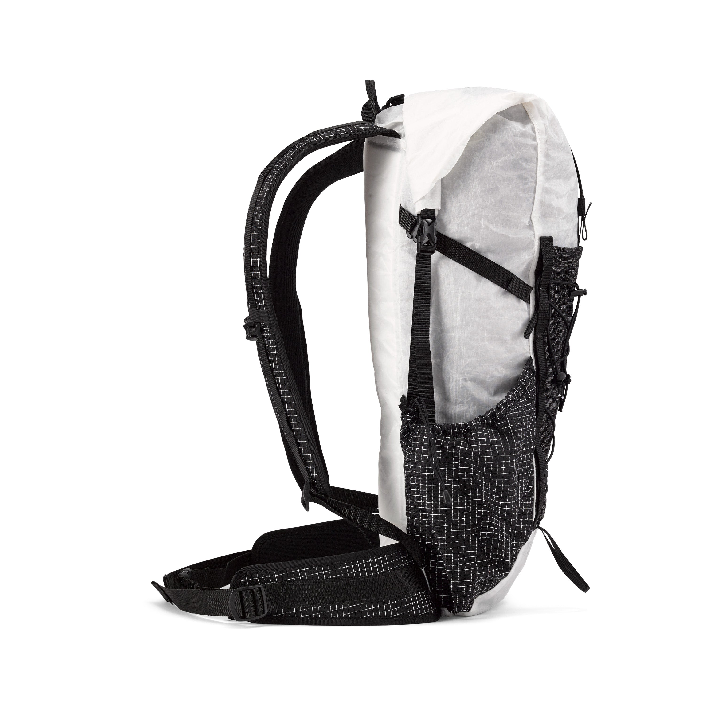 Side view of the Hyperlite Mountain Gear Elevate 22 with cinchable side pockets
