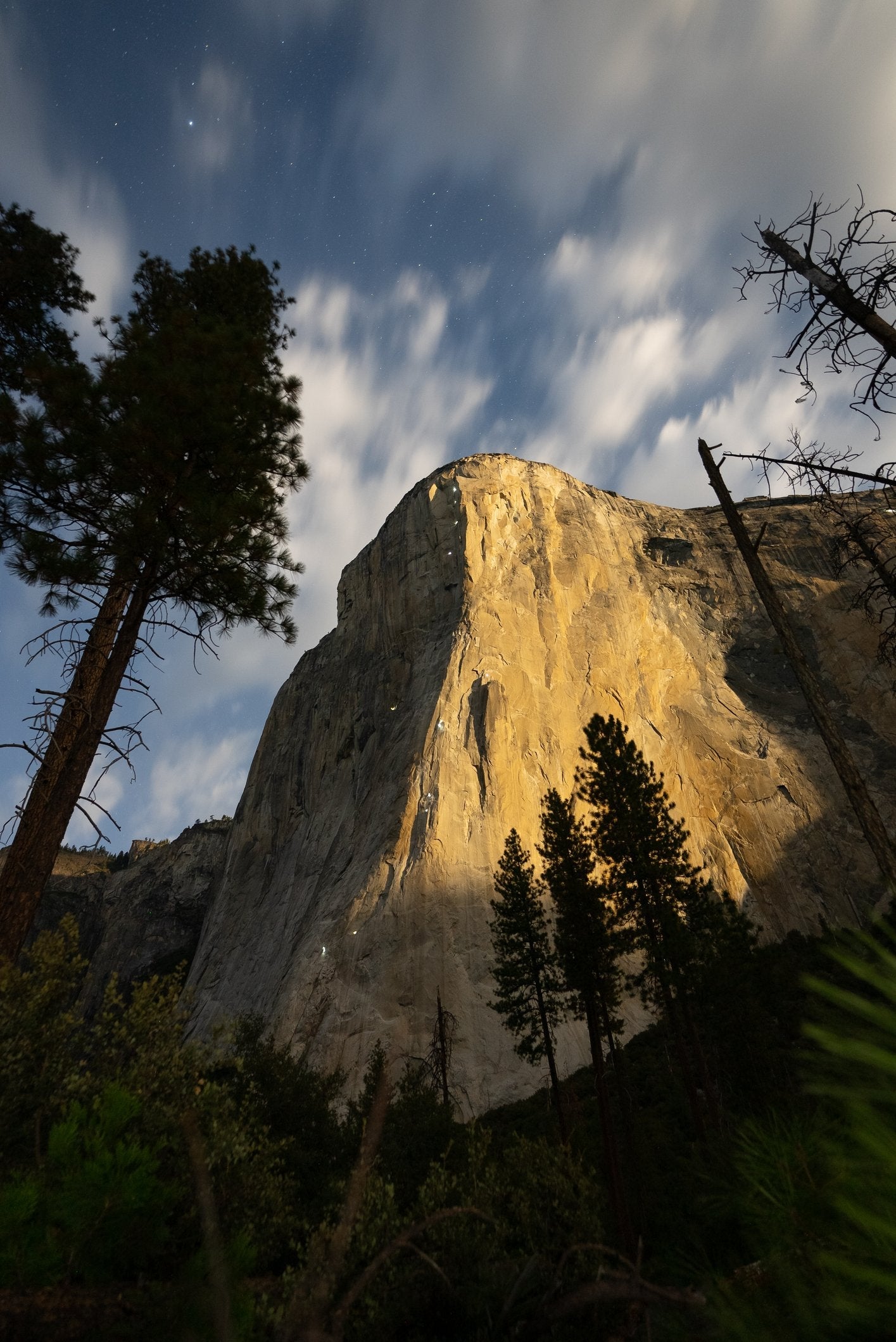 El Capitan Comes Alive at Night