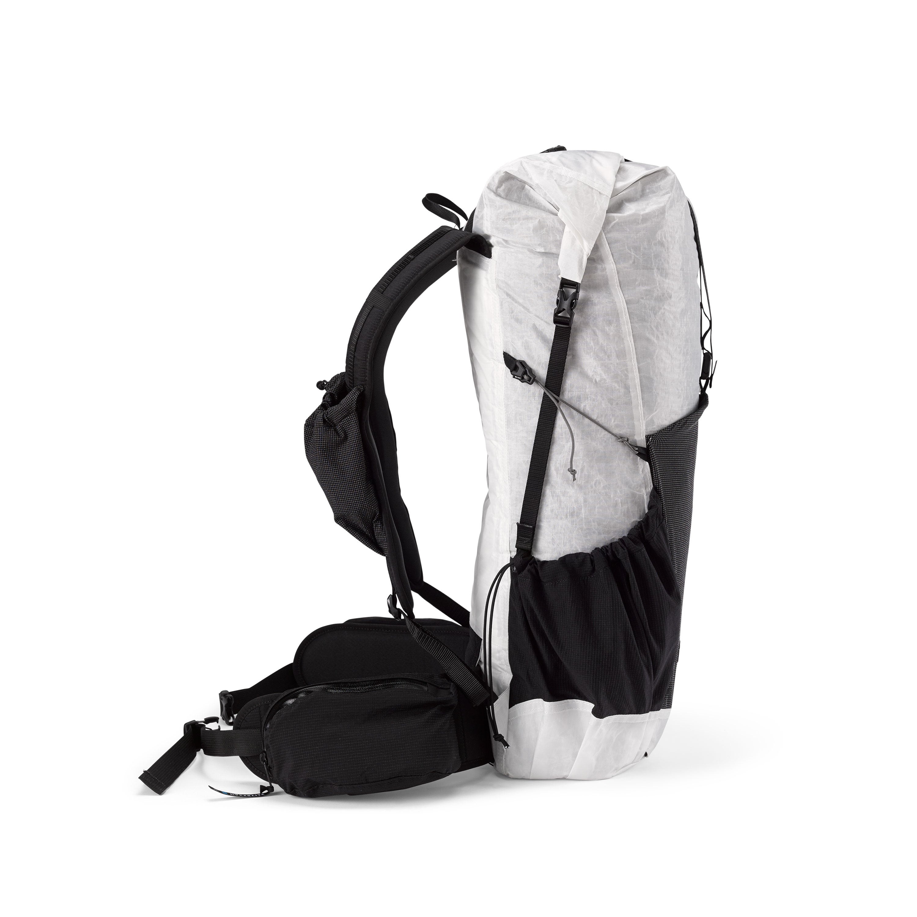 Side view of the Hyperlite Mountain Gear Waypoint 35 showing the 100D Dyneema® Gridstop side pockets