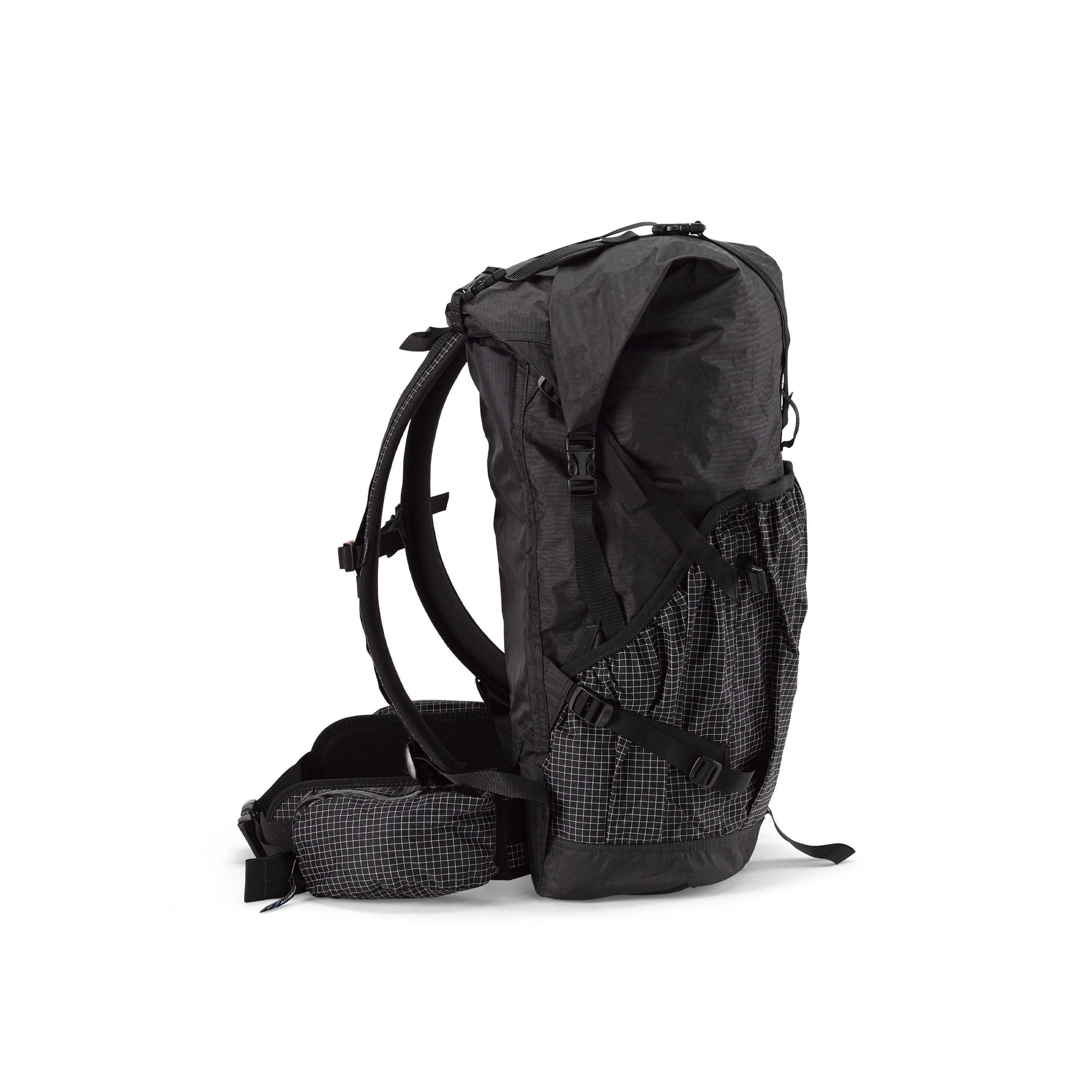 Right side view of Hyperlite Mountain Gear's Southwest 40 Pack in Black showcasing its adjustable straps #Color_Black