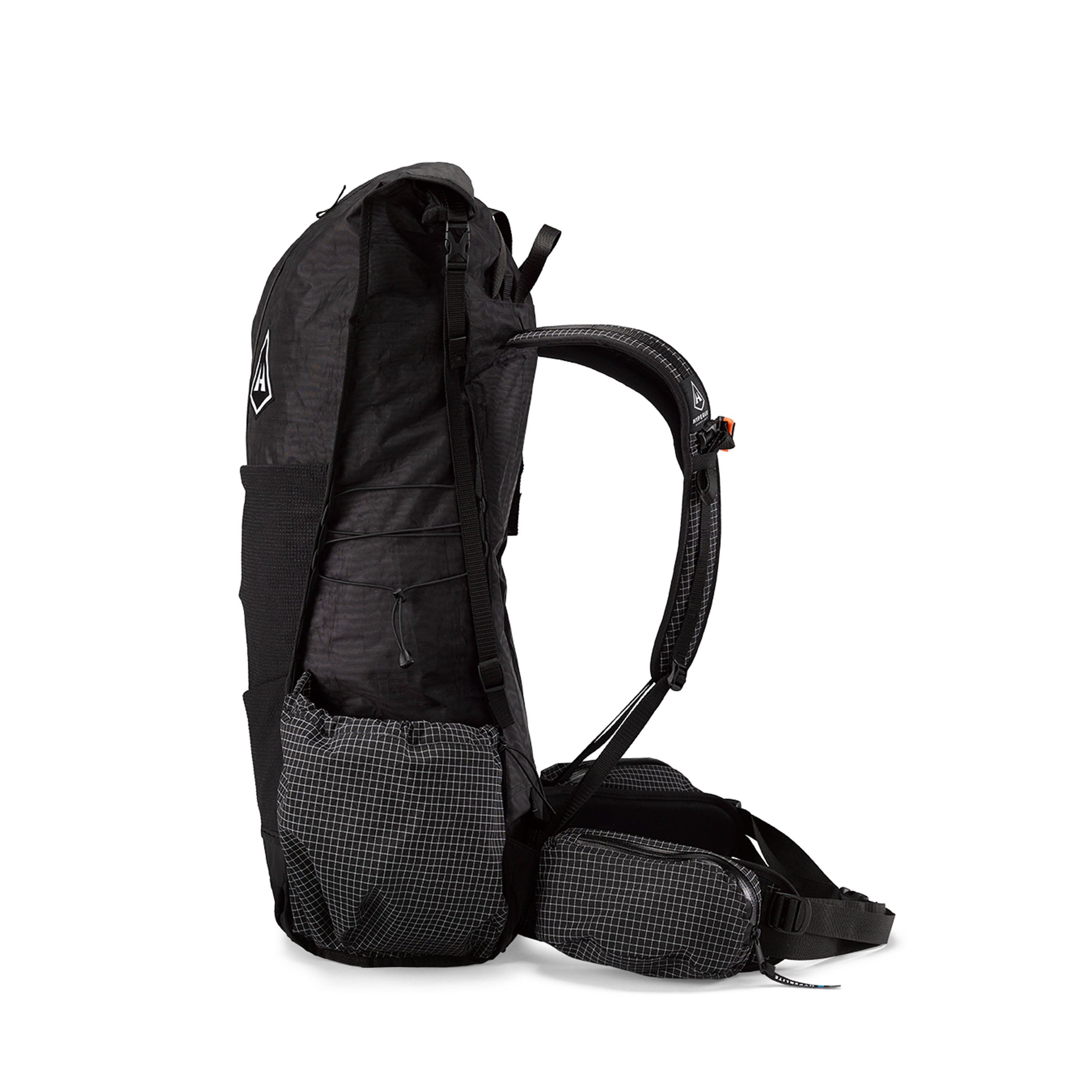 Side view of the Hyperlite Mountain Gear Unbound 40 in Black with oversized Hardline with Dyneema® side pockets