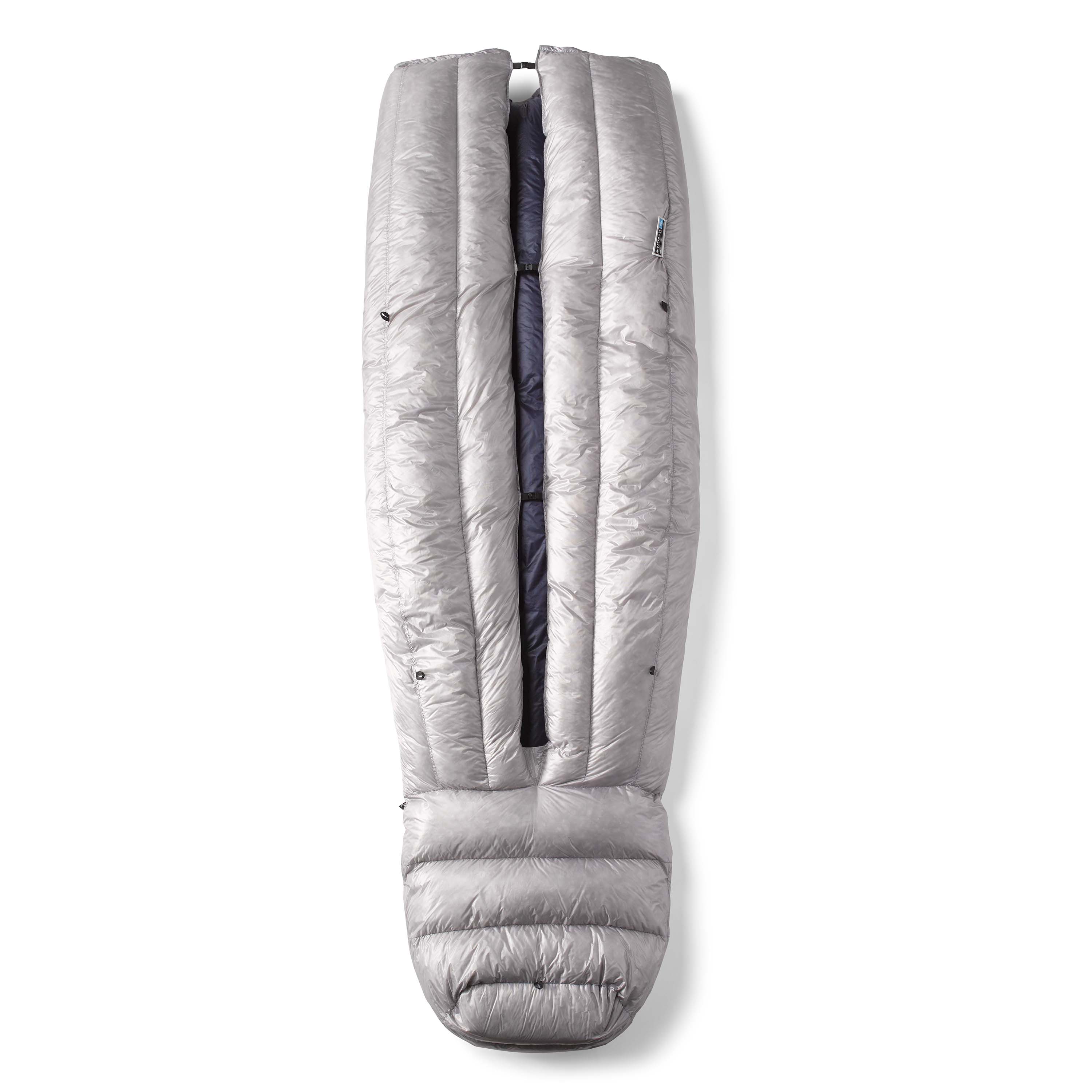 View of the underside of the Hyperlite Mountain Gear 20 Degree Quilt with 3-Dimensional Baffles